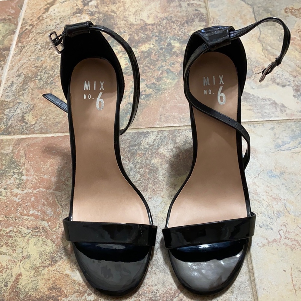 Sandal